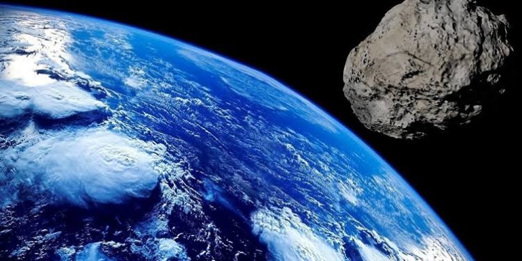Ilustrasi artis tentang asteroid yang berpotensi berbahaya menuju Bumi (doc/istimewa)
