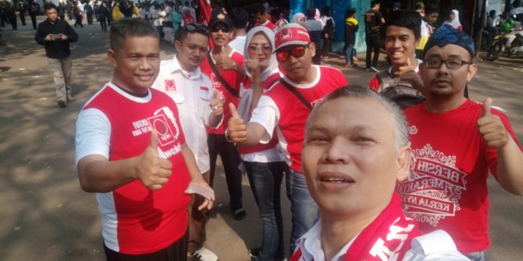 Pengurus Projo Banten yang akan berangakat ke Jakarta untuk mengawal pelantikan Presiden dan Wakil Presiden 20 Oktober 2019 mendatang