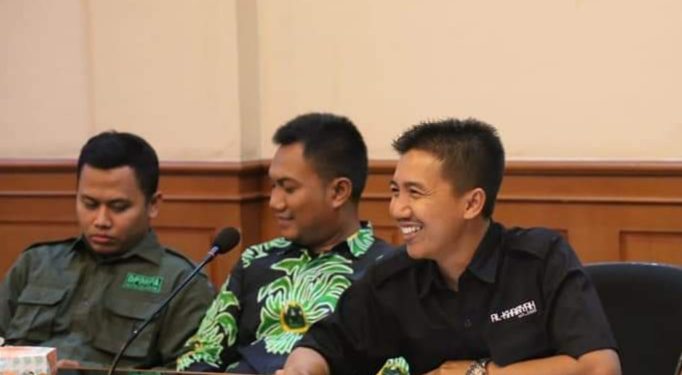Ketua DPW HPA Al- Khairiyah Banten, Ahmad Munji (kanan) [Doc]