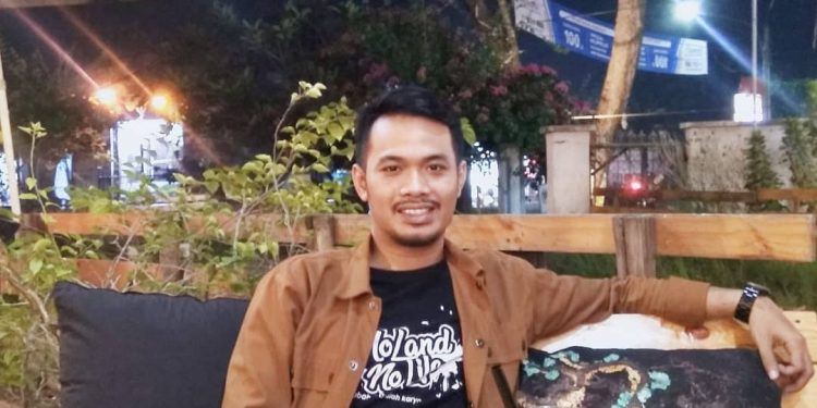 Gambar Penulis Songga Aurora Abadi, kepala Divisi Ekosob Lembaga Bantuan Hukum (LBH) Rakyat Banten