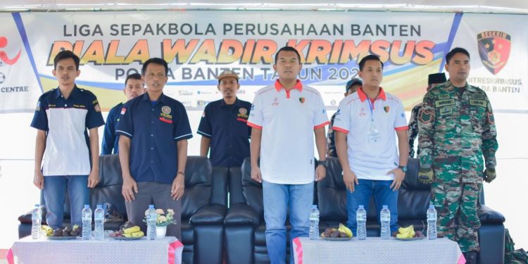 Pembukaan Liga Sepak bola antar perusahaan Piala Wadirkrimsus Polda Banten